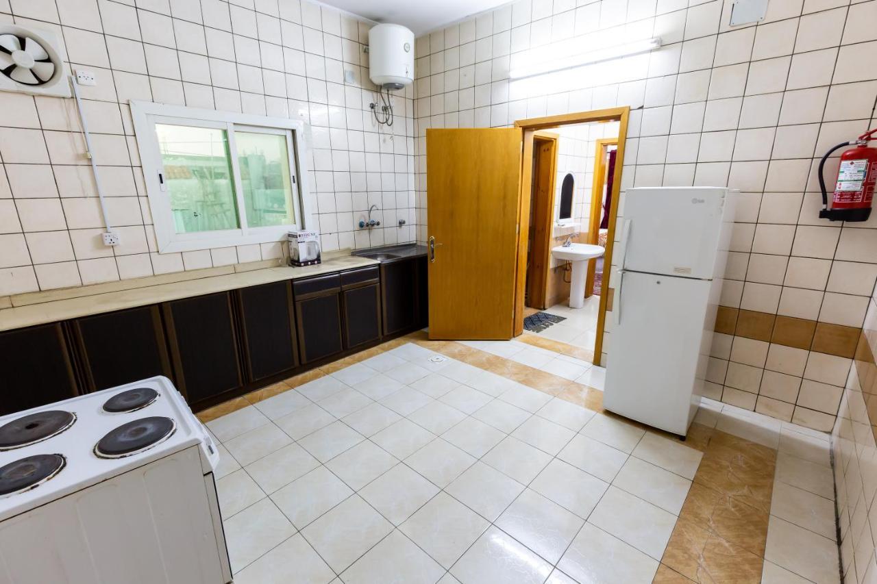 العييري للوحدات السكنية المفروشة الباحة 2 Ель-Баха Екстер'єр фото
